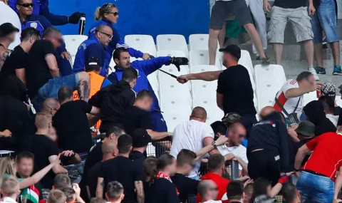 Hungary fans clash with police before Iceland game