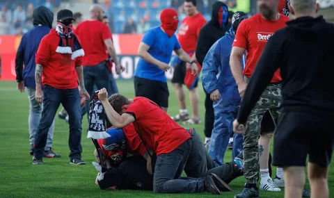 Viktoria Plzen and Sparta Prague fans clash on pitch after cup final